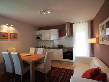 Apartment with balcony Hiša Brdo 48