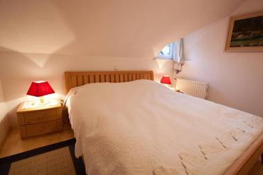 Apartments & Rooms Vila Ana