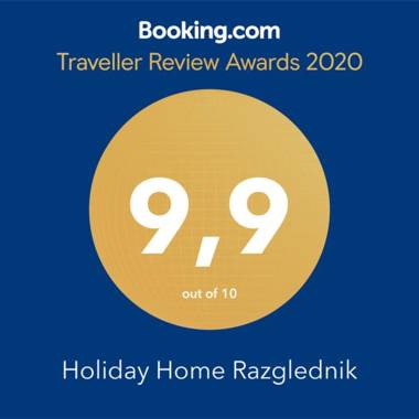 Holiday Home Razglednik