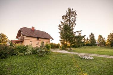 Holiday Home Razglednik