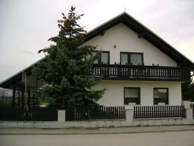 Guest Accomodation Škerlak