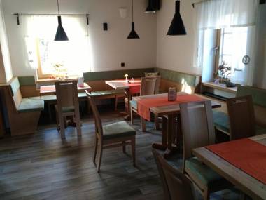 Guesthouse Pri Zalogarju