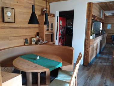 Guesthouse Pri Zalogarju