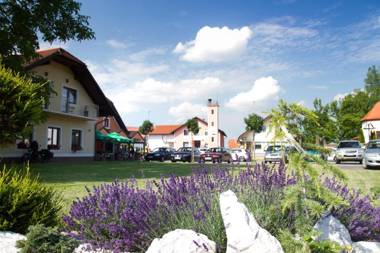 Guest House Pri Treh Lipah