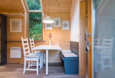 Glamping Mountain Fairy Tale