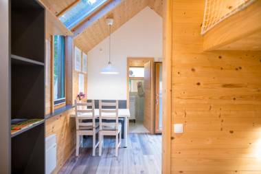 Glamping Mountain Fairy Tale