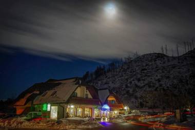 Guest house 902 Črnivec