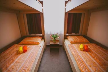 Hotel & Hostel Marenberg Radlje