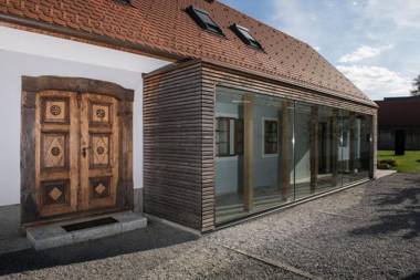 Škrabčeva domačija