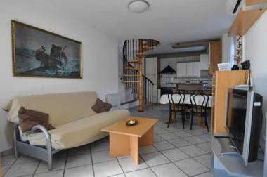 Apartment Orange tree