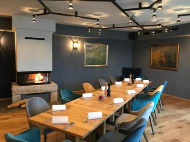 Guest House Tolc Apartments and rooms