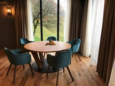 Guest House Tolc Apartments and rooms