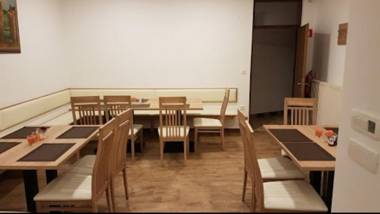 Hotel and Restaurant Ana