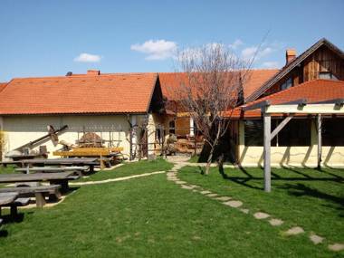 Turistična Kmetija Puklavec