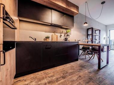 B10 APARTMENTS -the BEST location - Park & Parking