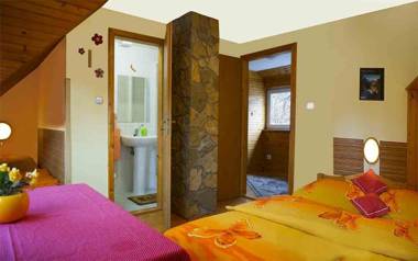 Penzion a drevenica pri Hati