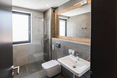 ARIETES MARMONT Resort