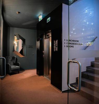 BOUTIQUE HOTEL11 rooftop SPA