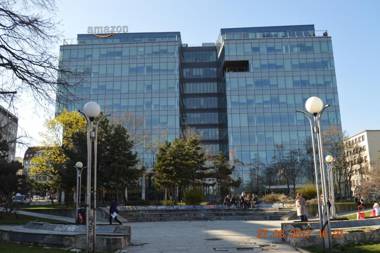 Apartment Accommodation up to 17