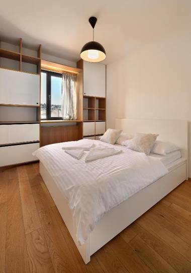 Contactless Key-Box Check-in Apartments by Ambiente