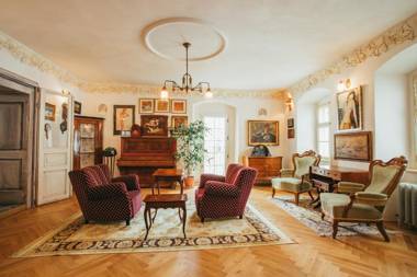 Divná pani Luxury Gallery Rooms