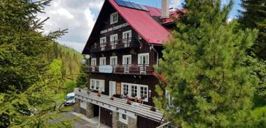 Chata pod Čertovicou