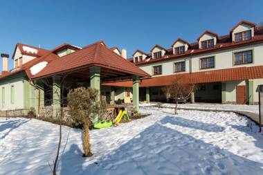 Pivnica a Penzion pri studni