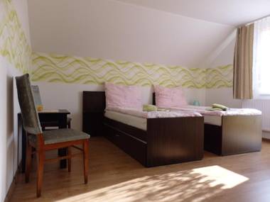 Pivnička pod Čachtickým hradom