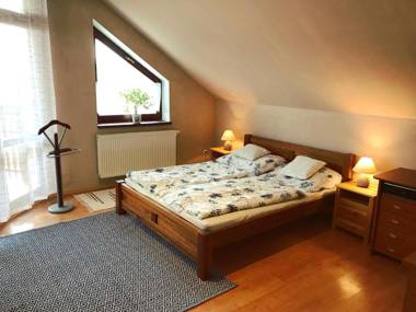 Clara Valis - Village House