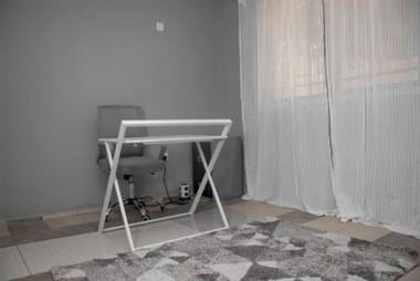 Fully air conditioned 3BED Villa Wifi Hot water