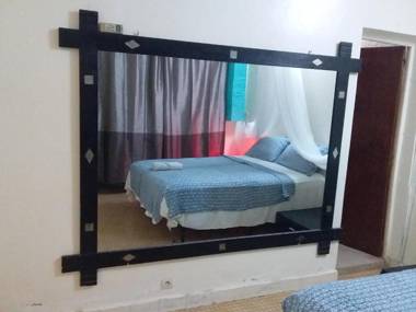 LOGEMENT DE 2 SYMPATIQUES PIECES