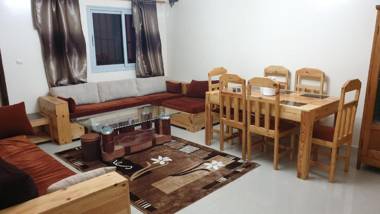 CHAMBRE PRIVEE- Douche Personnelle-SALON- WIFI-NETFLIX