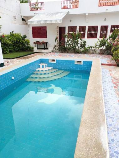 One bedroom appartement with shared pool furnished garden and wifi at M'bour 2 km away from the beach