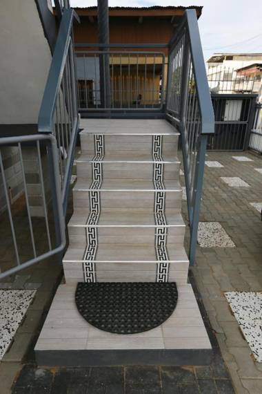 Donfarsha Apartments