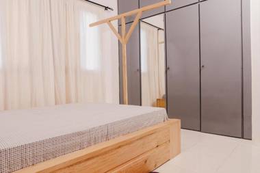 Appartement F4 Climatisé RDC à Totsi près de la maison ADEBAYOR