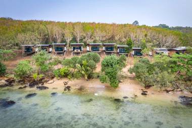 Hidden Beach Resort Kohmak Island