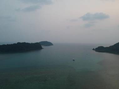 Hidden Beach Resort Kohmak Island