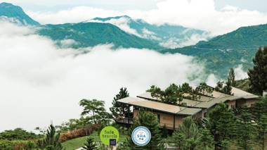 Pino Latte Resort and Hotel