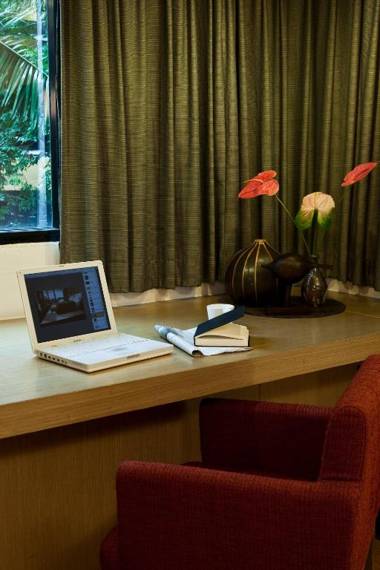 The Seasons Bangkok Huamark - SHA