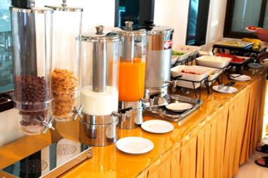 Silver Gold Garden Suvarnabhumi Airport