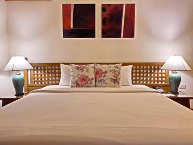 Silom Serene A Boutique Hotel - SHA Extra Plus