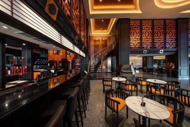 Manhattan Hotel Bangkok