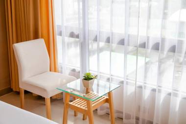 Pinnacle Lumpinee Park Hotel SHA Plus