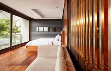 LUXX Langsuan Hotel - SHA Plus