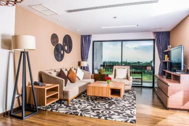 Summit Windmill Golf Residence