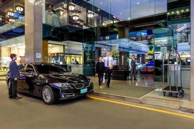 Novotel Bangkok on Siam Square - SHA Extra Plus Certified