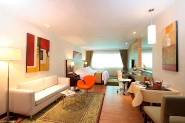 Legacy Suites Hotel Sukhumvit - SHA Extra Plus