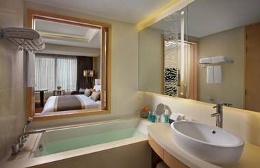 Amari Watergate Bangkok - SHA Extra Plus Certified
