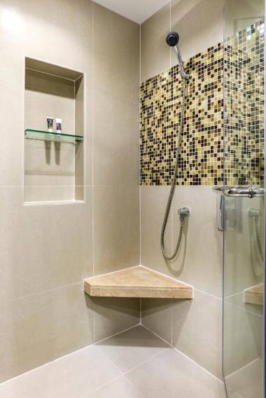 Mercure Bangkok Sukhumvit 11 - SHA Extra Plus Certified