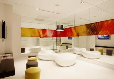 Centara Watergate Pavillion Hotel Bangkok - SHA Extra Plus Certified